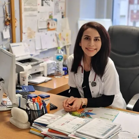 Uzm. Dr. EDA YÖRGÜÇ
