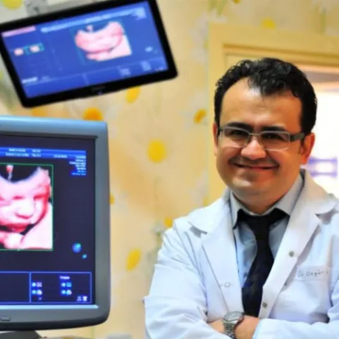 Op. Dr. ÖZGÜR KURTUL