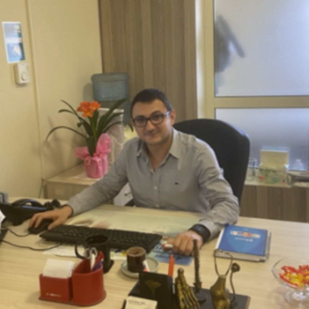 OP. DR. BERKAY YANIK