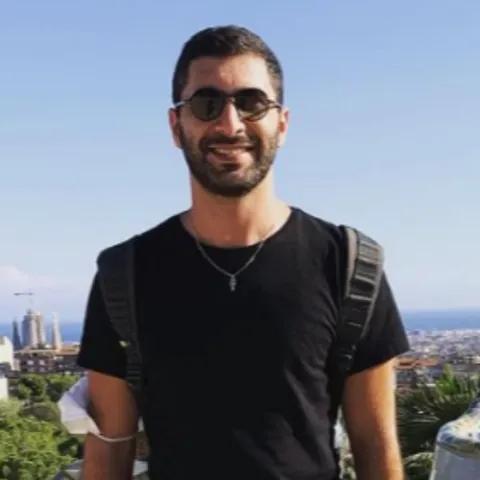 Fachärztl. Dr. ALİ CAN ÖZTÜRK