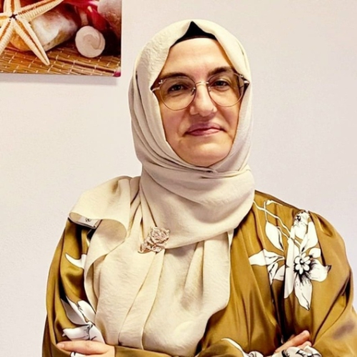 Dr. ESRA ÜÇÜNCÜOĞLU