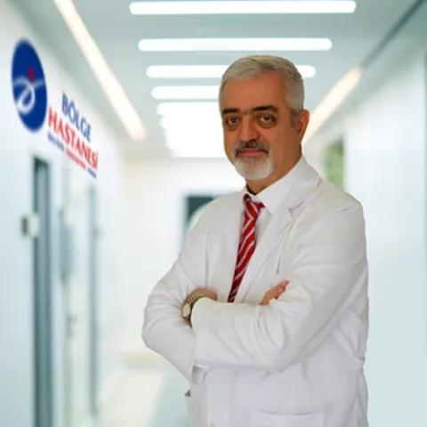 Uzm. Dr. MUSTAFA N. VURSAVAŞ