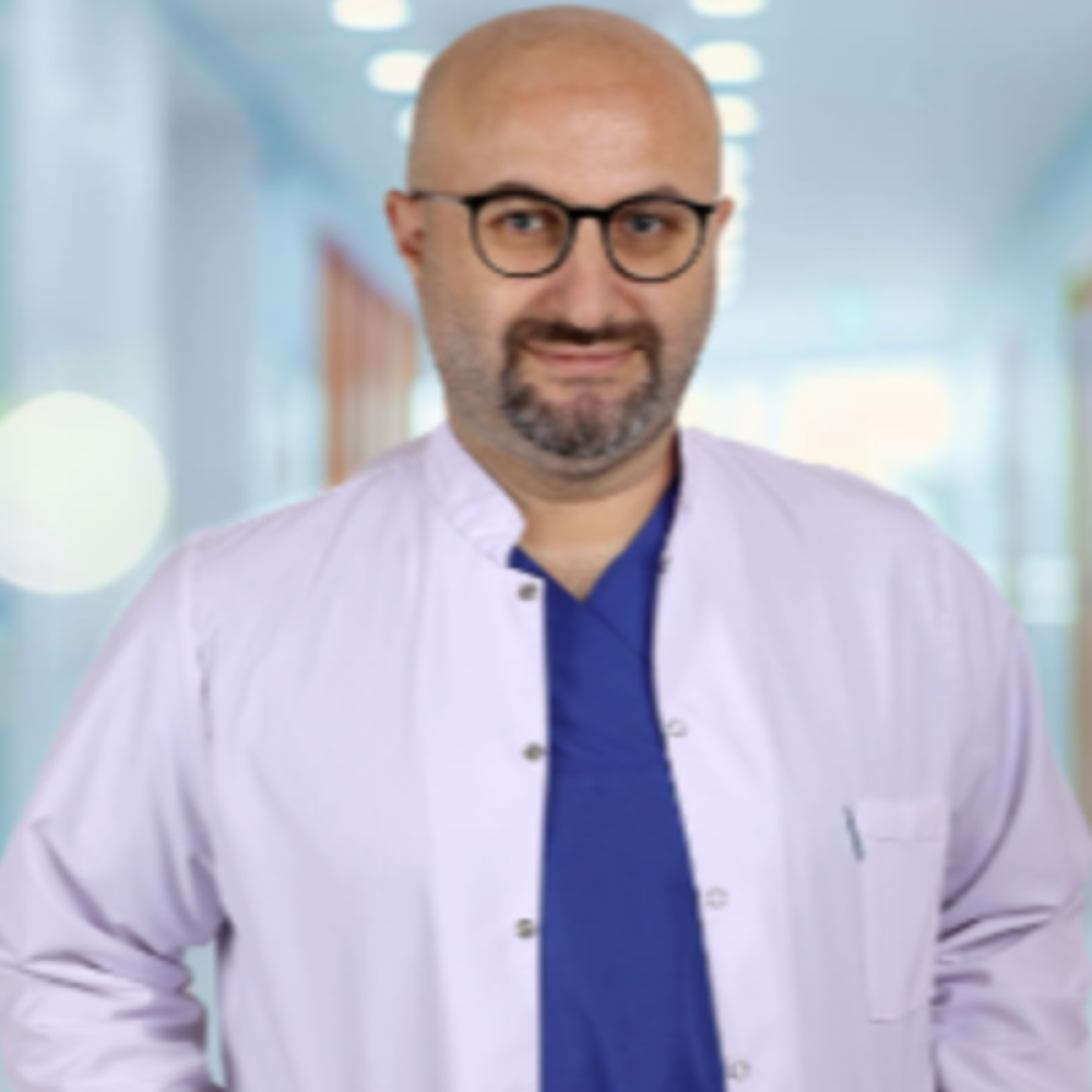 UZM. DR. ARİF ÖZTÜRK