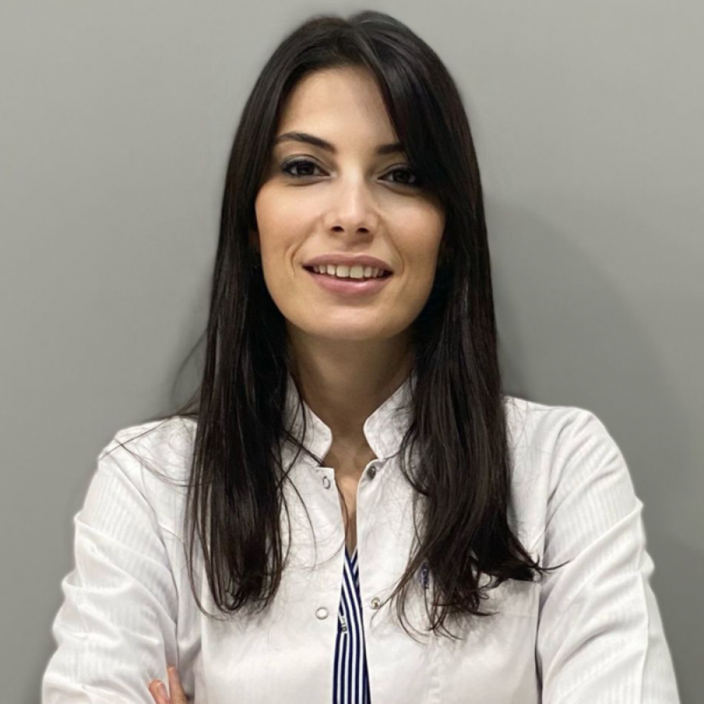 Spec. Dr. ASİYE GÜLSÜM KAKI