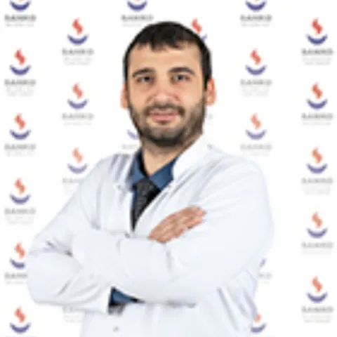 Dr. BERAAT MUSTAFA ÖZEL