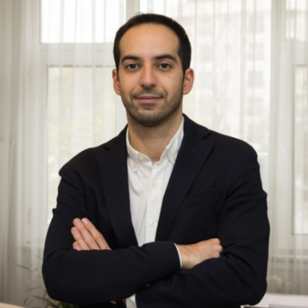 İxt. Dr. MERT BATMAZ