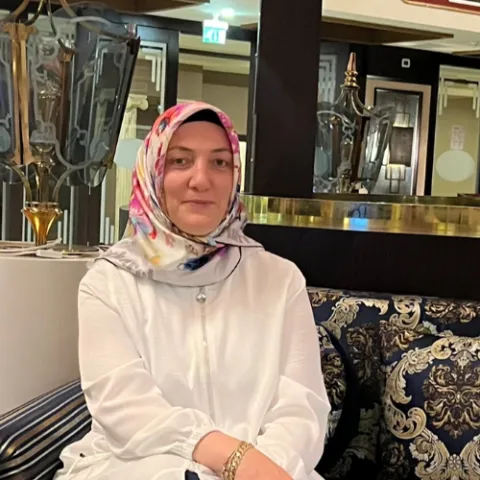Dr. Hüveyda ASLAN