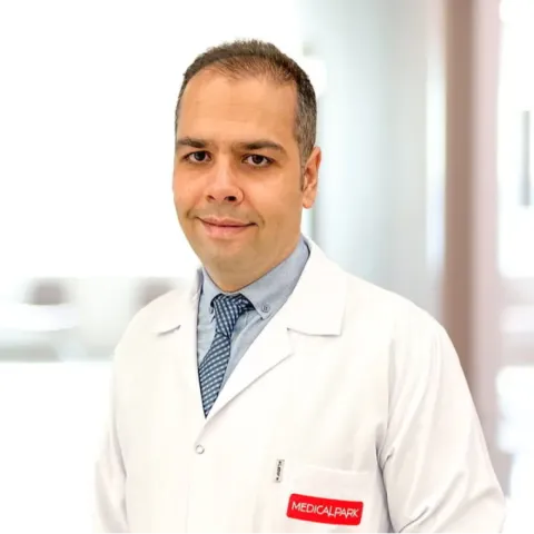 Uzm. Dr. NAVİD ATAROD