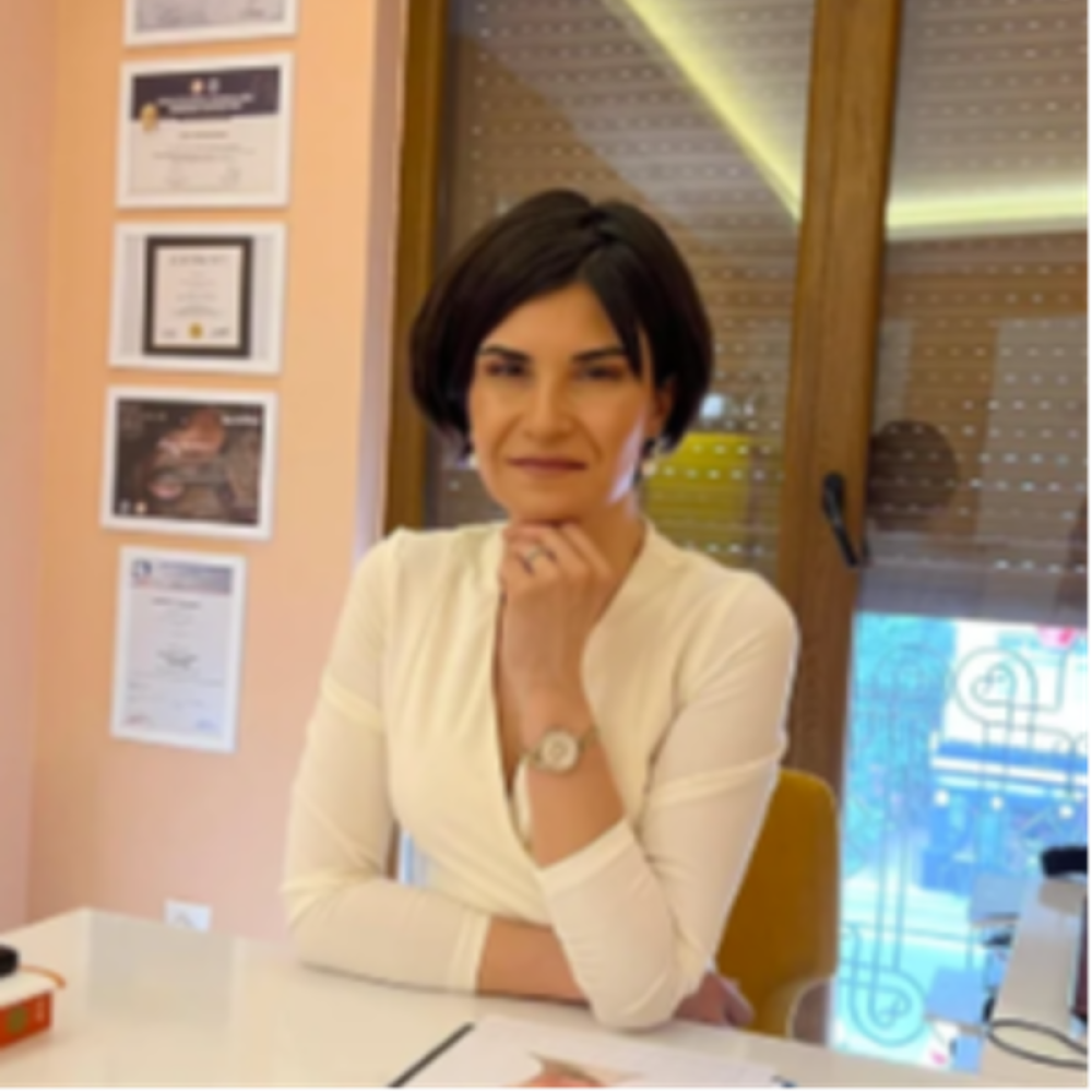 Dr. ÖZGE YÖNTEM GÜNVER