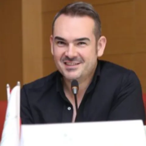 OP. DR. NUMAN MERCAN