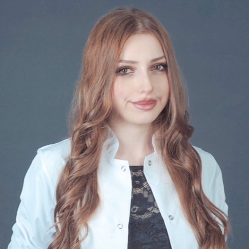 Dyt. İZEL BAŞOĞLU