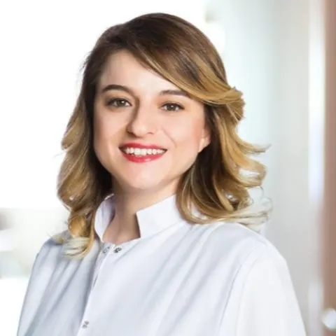Uzm. Dr. ELİF KÖŞELİ ŞAHİN