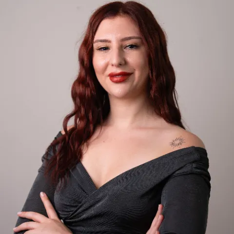 Uzm. Dyt. ESRA DANDİN