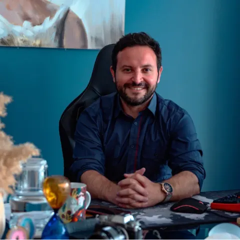 Cərrah Dr. HÜSEYİN GERÇEK