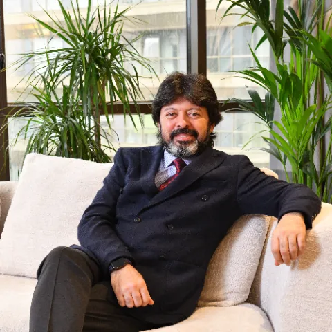 Dr. NASER DADAŞZADE