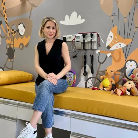Uzm. Dr. IŞKIN NAMDAR UZEKEN