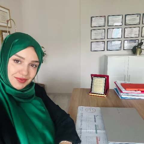 Fachärztl. Dr. SİNEM TUĞÇE YARDİBİ
