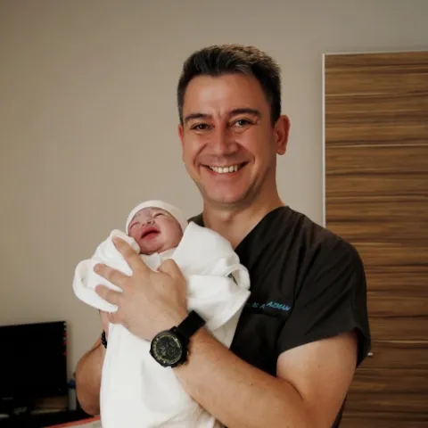 Op. Dr. MEVLÜT AKIN AZMAN