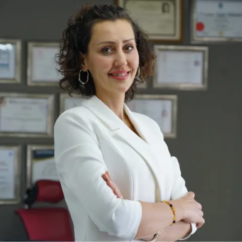 Dr. NİHAN BAŞARAN