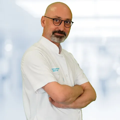 Dr. NAMIK KEMAL AKBURAK