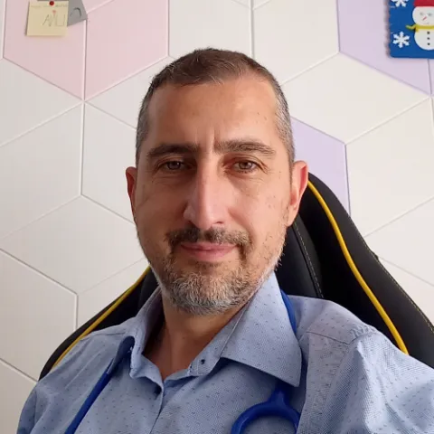 Uzm. Dr. AHMET TAHİR ÖZCAN