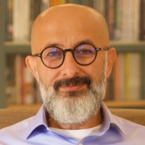 Dr. Can Zinneha