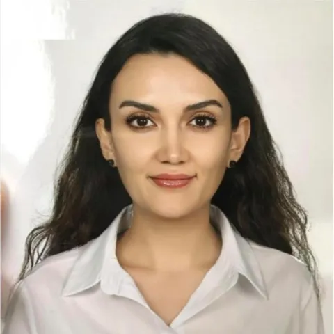 Spec. Dr. FUNDA KUŞCU AKDENİZ