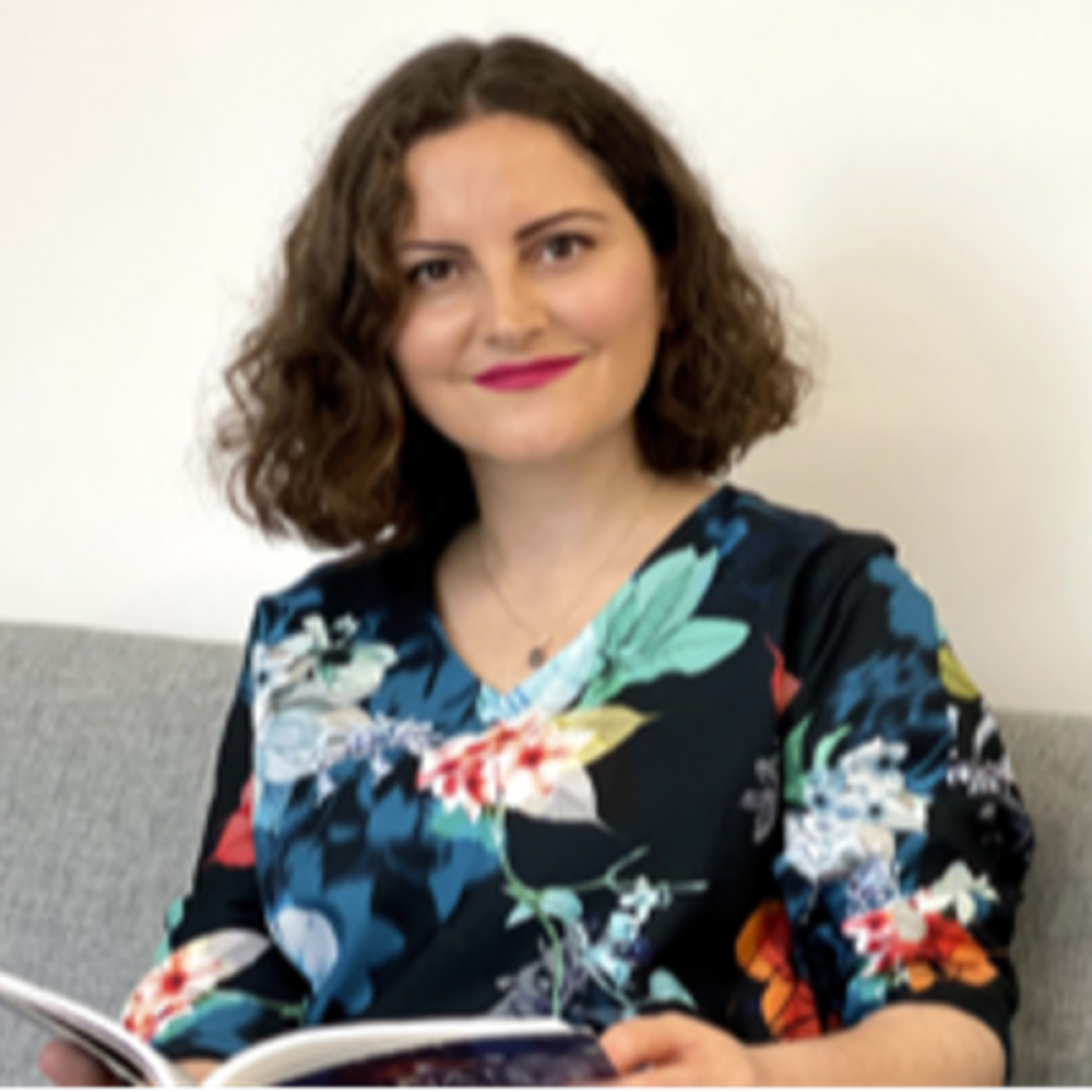 Prof. Dr. FUNDA GÜMÜŞTAŞ