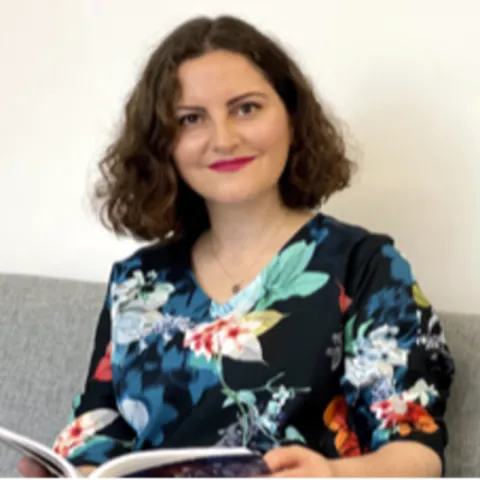 Prof. Dr. FUNDA GÜMÜŞTAŞ