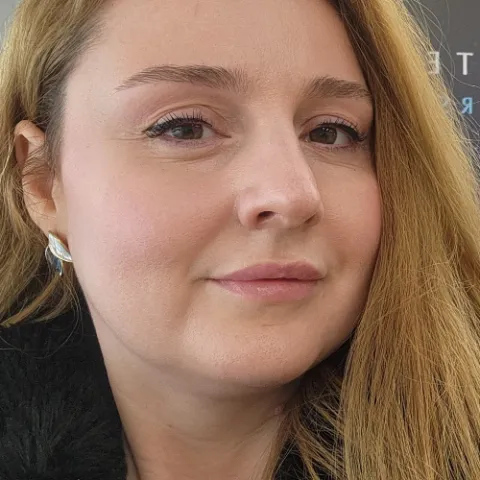 Uzm. Dr. FULYA KARAKAŞLI