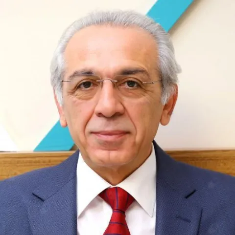 OP. DR. FEYYAZ VASFİ ESEN