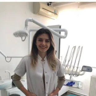 DT. BEYZA HACIGENÇAĞAOĞLU