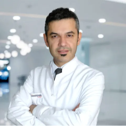Surg. Dr. Ebubekir Alper Özer