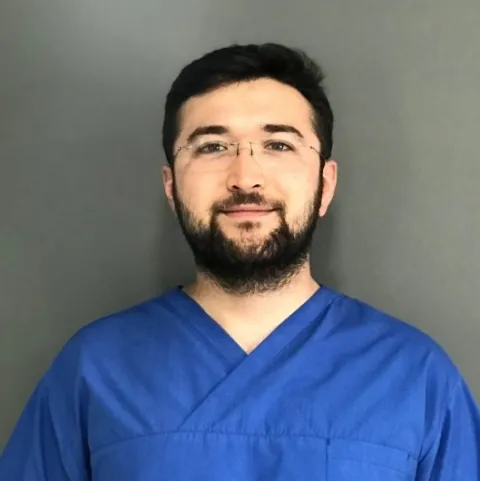 UZM. DT. SELİM HAN TÜRER