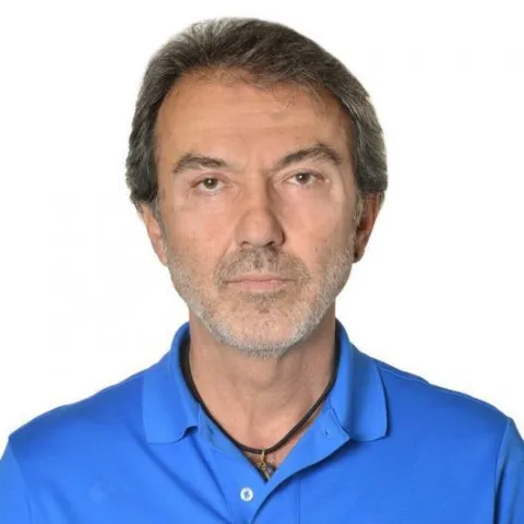 Diş hək. HAKAN KAYA