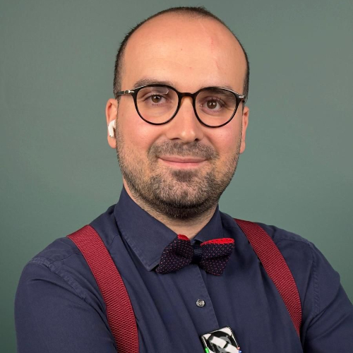 Doç. Dr. AHMED CİHAD GENÇ