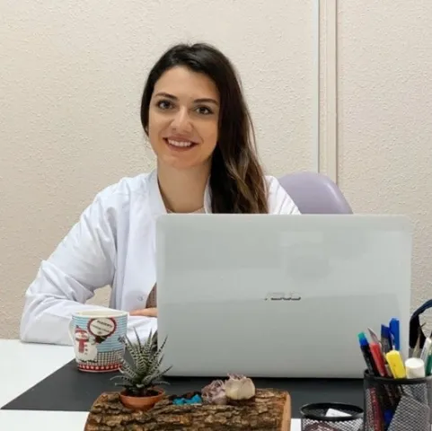 UZM. DT. ÖZGE ÖZDİL ÇELİKSÖZ
