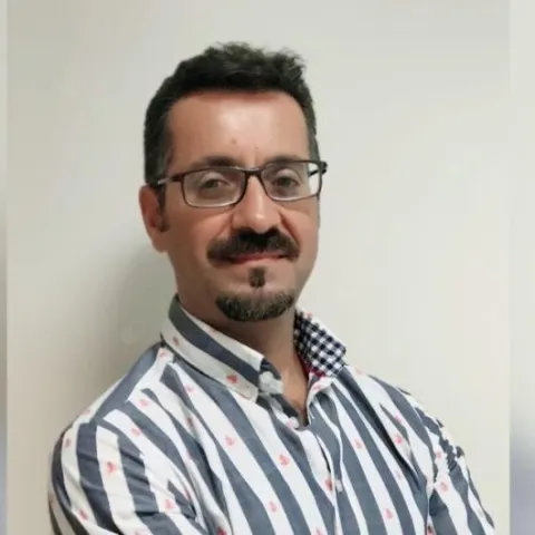 Chir. Dr. MİTHAT TOPAL