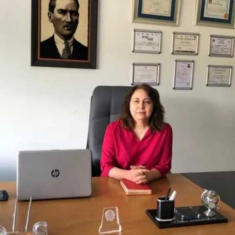 Fachärztl. Dr. NİHAL SOLAKOĞLU