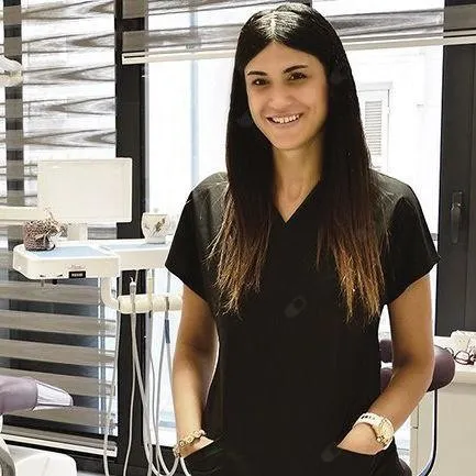 DR. DT. ESRA YİLMAN ALAGHA