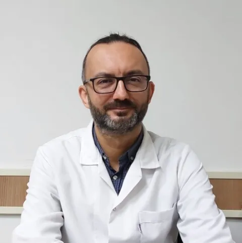 UZM. DR. ONUR AKSOY