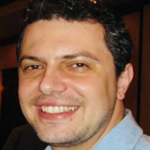 Dos. Dr. EMRE ZAFER