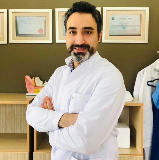 OP. DR. MUSTAFA KARAKAŞ