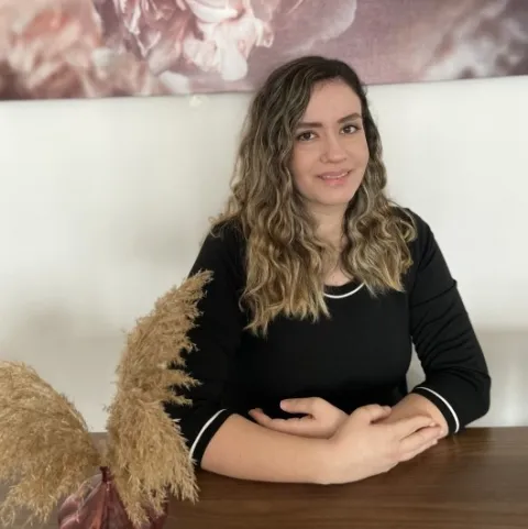 UZM. KL. PSK. NAZLI HAZAL ERŞAHİN