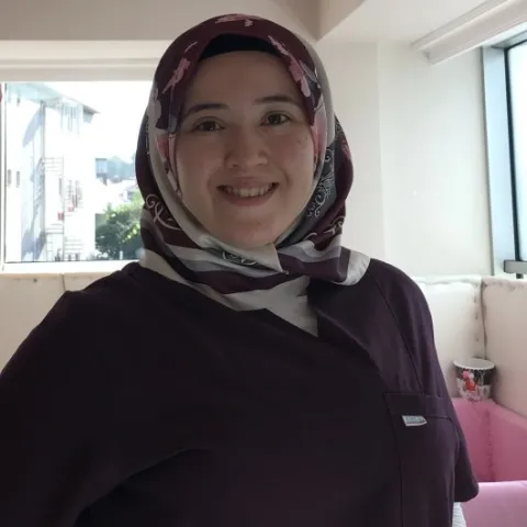 ERG. HÜSNİYE ÇİL