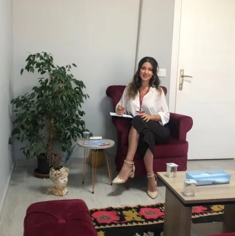 UZM. KL. PSK. ZEYNEP USANMAZ