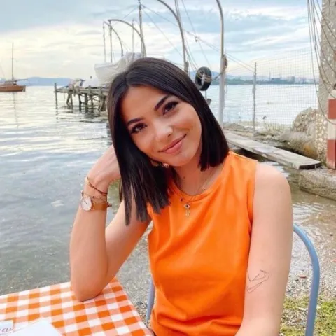 UZM. KL. PSK. ELİF KAYA