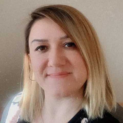 UZM. DR. CANAN KUYGUN KARCI
