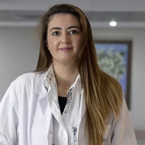 UZM. DR. NİLSU SALİH