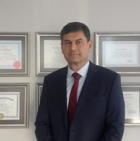 Prof. Dr. MEHMETCİK RUŞEN KAPUCU
